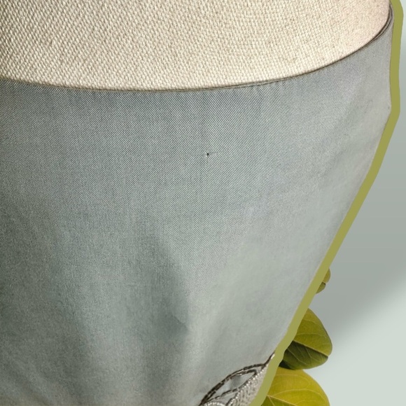 NWT Banana Republic Light Gray Ornate Beaded Bohemian Style Skirt Size 8 - Picture 9 of 14